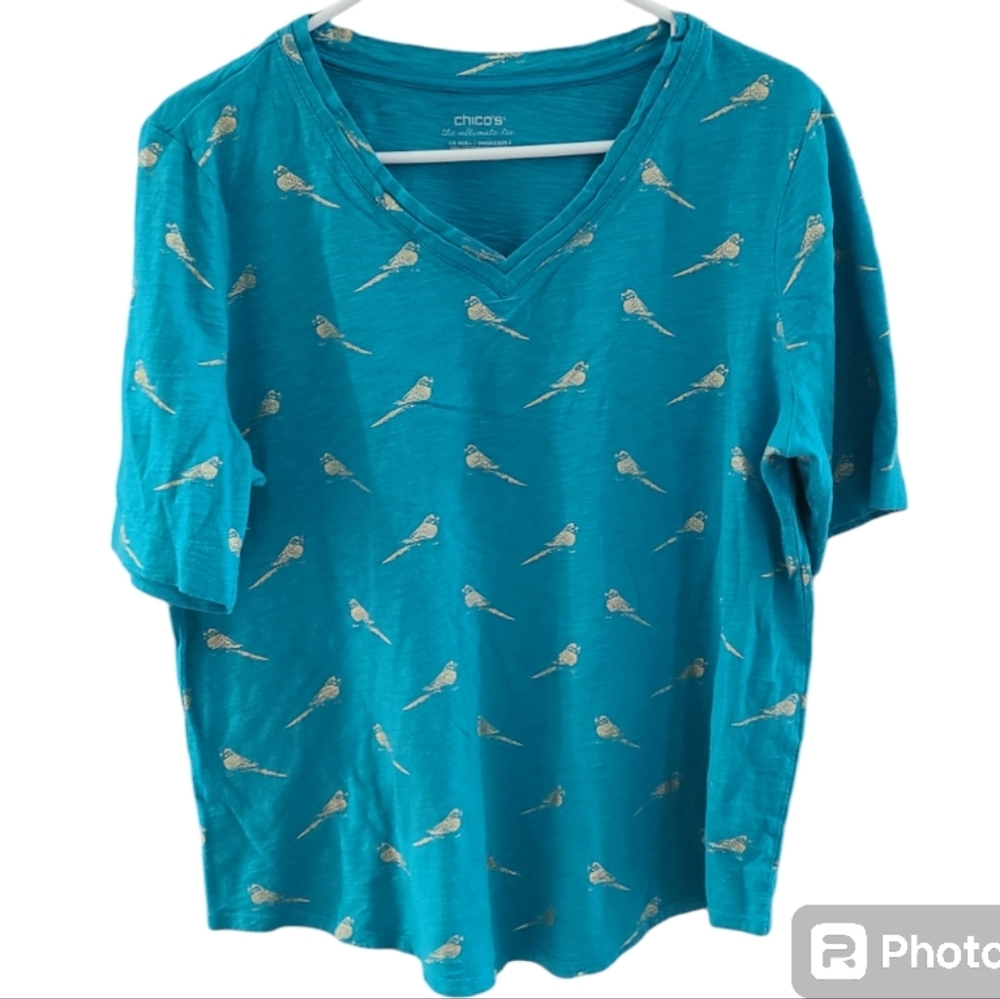 Chico's Blue Gold Metallic Bird Print Short Sleeve V Neck The Ultimate T…